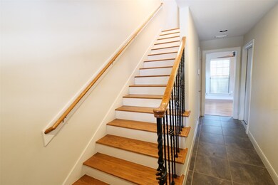 1719 Welch St unit C, Houston, TX 77006 - photo 4