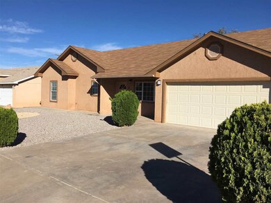 819 Azelia St, Alamogordo, NM 88310 - photo 2