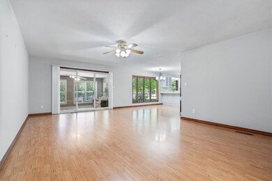 212 Western Hills Dr, Siloam Springs, AR 72761 - photo 5