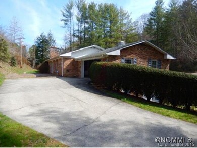 upper drive behind
