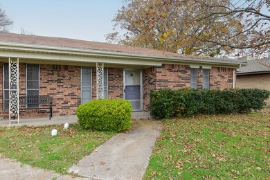 3302 Stanford St unit A, B, Greenville, TX 75401 - photo 2