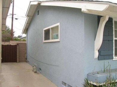 South Side Yard