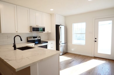 219 W 30th St unit 1A, Houston, TX 77018 - photo 5