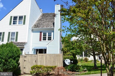 12859 Mill Brook Ct, Woodbridge, VA 22192 - photo 3