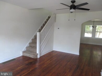 2617 S Hobson St, Philadelphia, PA 19142 - photo 5