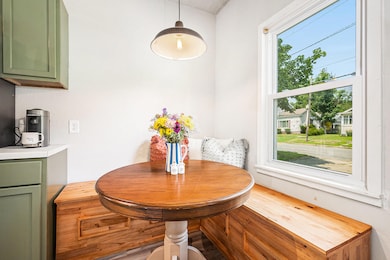 211 E Wheeler St, Three Rivers, MI 49093 - photo 6