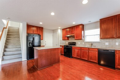 29319 Hickory Terrace Dr, Spring, TX 77386 - photo 4