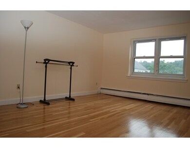 91 Chestnut St unit 5, Brookline, MA 02445 - photo 4