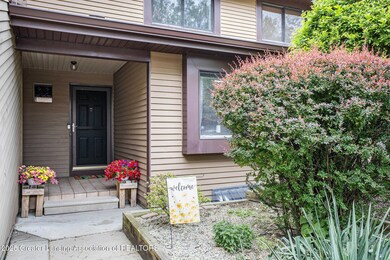 2022 Greenwich Ct, Lansing, MI 48910 - photo 3