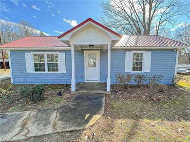 176 McCranford Rd, Asheboro, NC 27205 - photo 2