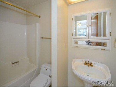 939 A-2 Brookside Camp Rd, Hendersonville, NC 28792 - photo 7