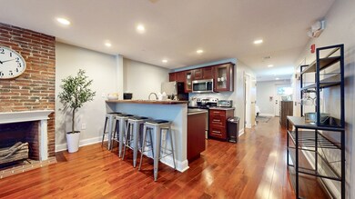 15 Union St unit Furnished, Boston, MA 02108 - photo 5