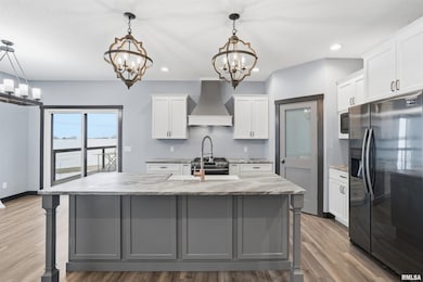 8 Foster Ct, Eldridge, IA 52748 - photo 7