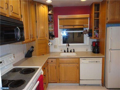 2039 Floral Dr, Wilmington, DE 19810 - photo 7