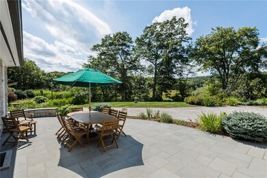 50 Skating Pond Ln, Saunderstown, RI 02874 - photo 6