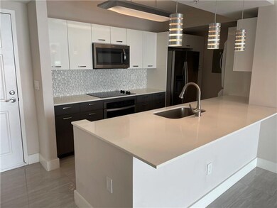 Tides at Bridgeside Square unit 1110, Fort Lauderdale, FL 33308 - photo 6