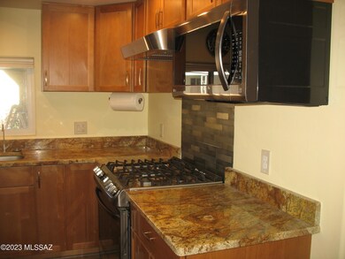 5653 Circle Z Kitchen