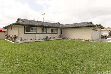 Corner lot, 5532 Santa Catalina 