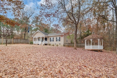 3687 E North Corner Rd, Lancaster, SC 29720 - photo 5