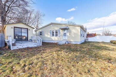24 Sears Island Dr, Worcester, MA 01606 - photo 7
