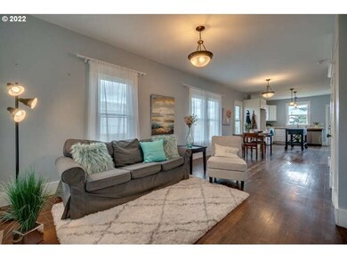 2410 11th Ave, Forest Grove, OR 97116 - photo 3