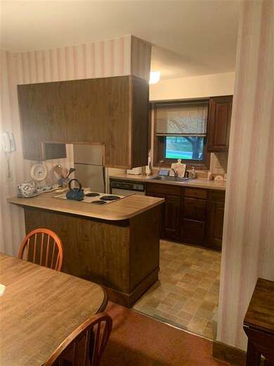 860 Murphys Rd unit 3E, Quechee, VT 05059 - photo 3