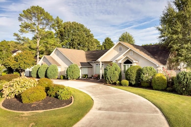 9175 Turtle Point Dr, Killen, AL 35645 - photo 2