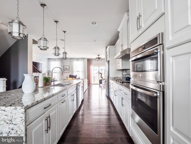 22639 Norwalk Square, Ashburn, VA 20148 - photo 7