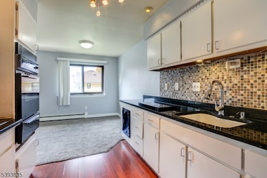 401 U S 22 unit E, North Plainfield, NJ 07060 - photo 3