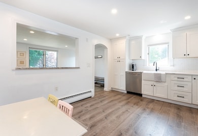 26 Makepeace St, Saugus, MA 01906 - photo 4