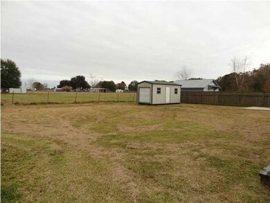 109 Blanco Dr, Youngsville, LA 70592 - photo 3