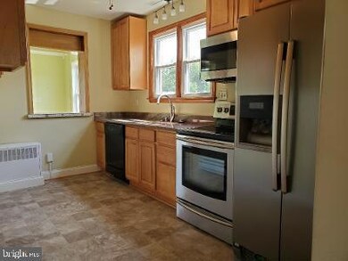 326 Wellham Ave, Glen Burnie, MD 21061 - photo 6