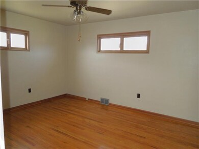 1309 Sampson St, Conway, PA 15027 - photo 6