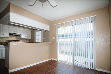 5927 Arncliffe Dr unit 5927, Houston, TX 77088 - photo 7