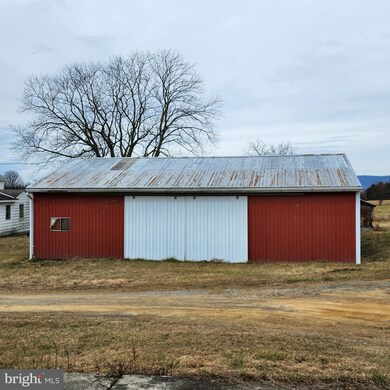 2589 Leafmore Rd, Chambersburg, PA 17202 - photo 5