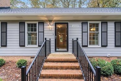 5909 Brushwood Ct, Raleigh, NC 27612 - photo 5