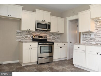 117 N Sterley St, Reading, PA 19607 - photo 5