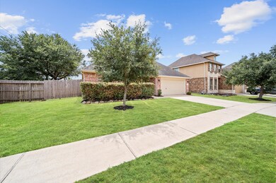 195 Midtown Park Dr, Alvin, TX 77511 - photo 3