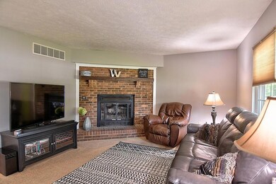 6385 Sandric Ln, Liberty Township, OH 45044 - photo 4