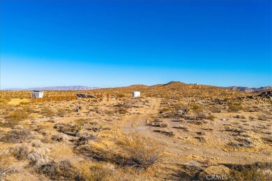 1465 Mason Dixon Rd, Joshua Tree, CA 92252 - photo 7