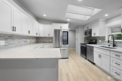 17037 Arborvitae Ct SE, Yelm, WA 98597 - photo 6