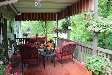 4338 Pine Hollow Rd, Trafford, PA 15085 - photo 2