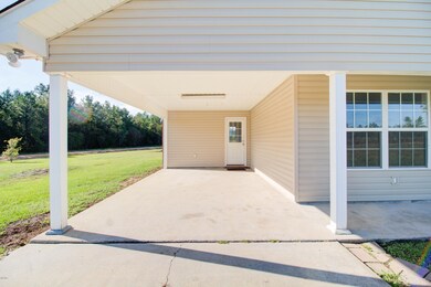 556 W Mchenry Rd, Mc Henry, MS 39561 - photo 5