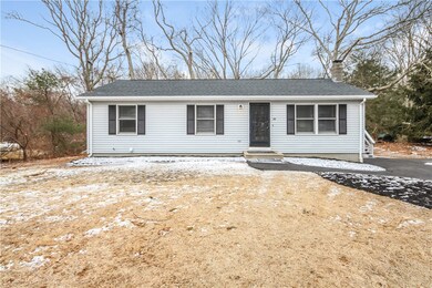 22 Crossland St, Charlestown, RI 02813 - photo 2