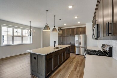 516 Hickory Hollow Rd 07 Dining and Kitc