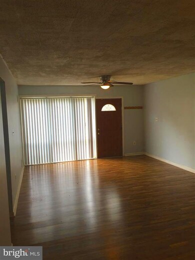 1743 Addison Rd S, District Heights, MD 20747 - photo 4