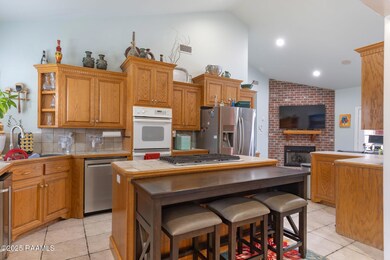 3-web-or-mls-102 Lockeport Cir-3