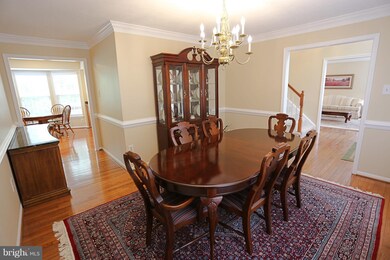 12311 Chagall Dr, North Potomac, MD 20878 - photo 6