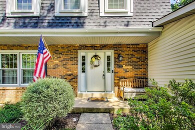 6123 Wilmington Dr, Burke, VA 22015 - photo 2