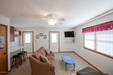 135 N 3rd Ave-8